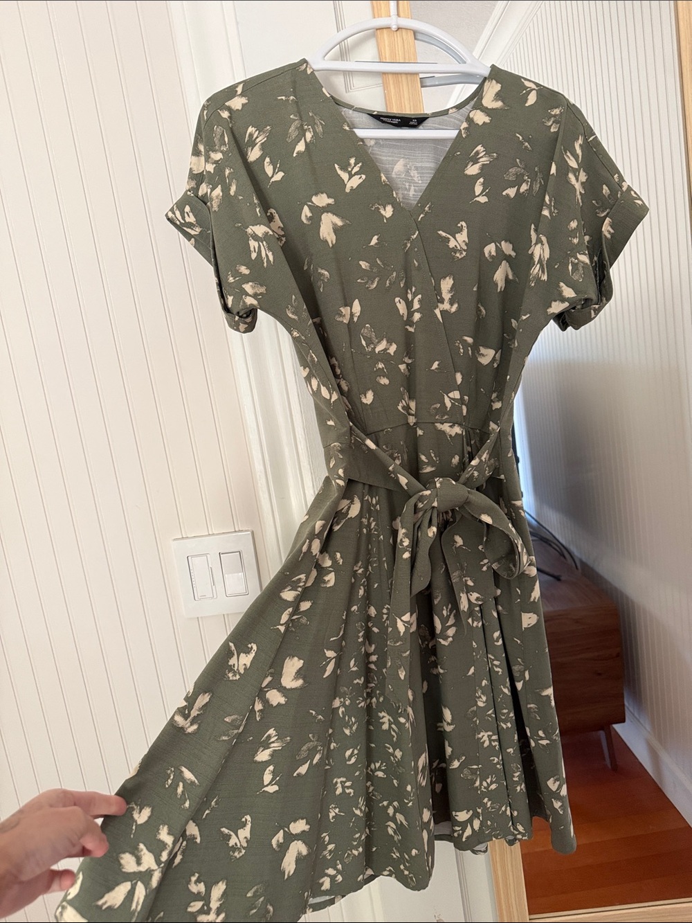Simply Vera Vera Wang Olive Floral Tie-Waist Mini Dress